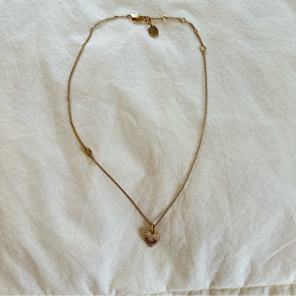 Juicy Couture My Heart Belongs to Juicy Necklace - Picture 6 of 9